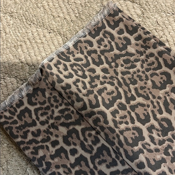 Leopard Print Jeans - Picture 2 of 7
